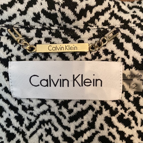 Coat - Picture 3 of 4